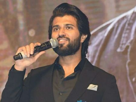 అపుడు నావద్ద డబ్బుల్లేవు, చైతన్య మస్తు చిల్: విజయ్ దేవరకొండ హానెస్ట్ స్పీచ్