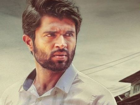 నా ఫోటో పెట్టుకుని గొడవలు పడుతున్నారు.. నాకు నచ్చడం లేదు.. విజయ్ దేవరకొండ!