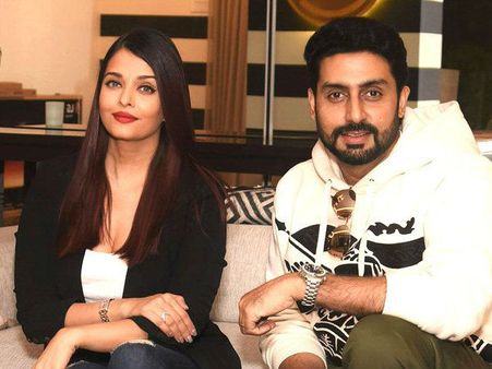 ఐశ్వర్యరాయ్ బర్త్ డే: భార్యతో కలిసి రొమాంటిక్ ఫోటో షేర్ చేసిన అభిషేక్!