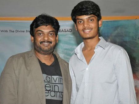 కొడుకు కోసం పూరి జగన్నాథ్ కసరత్తు.. ఈ సారి గురి తప్పకుండా!