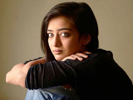 అక్షర హాసన్ ప్రైవేట్ ఫోటోలు లీక్ చేసింది ఆ హీరోనేనా.. విచారణలో సంచలన విషయాలు!