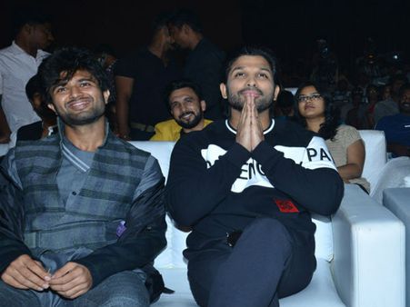 బావ జూ.ఎన్టీఆర్‌కి, చరణ్‌కు శుభాకాంక్షలు.. ఆ క్రెడిట్ తమ్ముడు శిరీష్‌దే.. అల్లు అర్జున్!