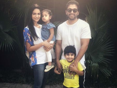 ఫ్యామిలీతో గోవా వెళ్లిన బన్నీ... ఈ రోజు స్పెషల్ ఏంటో తెలుసా?