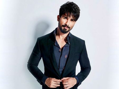 విజయ్ దేవరకొండే అనుకుంటే.. ఇతడు ఇంకా పిచ్చోడిలా ఉన్నాడే!