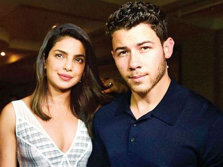 ప్రియాంక-నిక్ వెడ్డింగ్: ఖర్చు ఎంతో తెలిస్తే షాకే, పూర్తి వివరాలు...