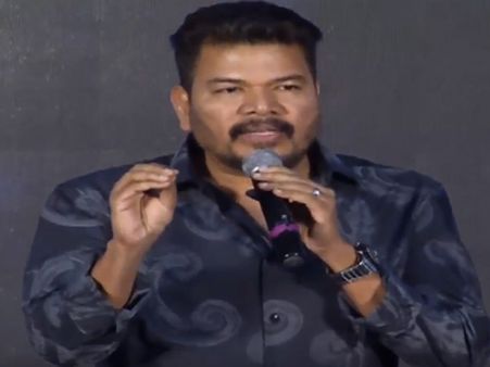 ఆ రోజు రజనీ రాకుంటే బోలెడు నష్టం వచ్చేది, అదీ సూపర్ స్టార్ క్వాలిటీ: 2.0 ప్రెస్ మీట్లో శంకర్