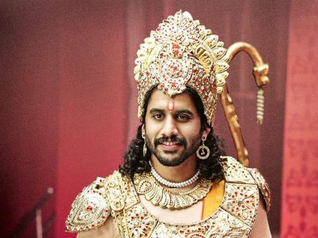 సవ్యసాచి అంటే తెలియదు..నిజంగానే ఇలా జరుగుతుందా, గూగుల్‌లో వెతికా.. నాగ చైతన్య!