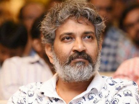 వాళ్లు చెత్తగా తీశారు, అందుకే డైరెక్టర్ అయ్యా.... ఆ హీరోల గురించి అడిగితే క్లాస్ పీకిన రాజమౌళి!