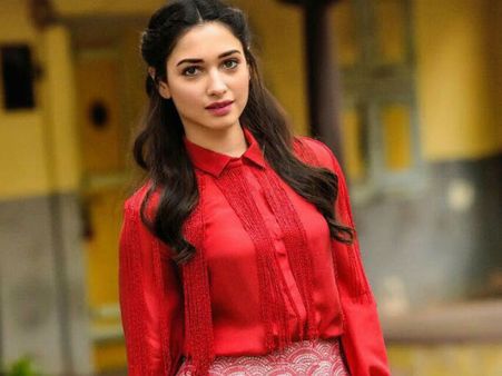 లవ్.. సెక్స్.. 15 ఏట నుంచే.. తమన్నా బోల్డ్‌ స్టేట్‌మెంట్!