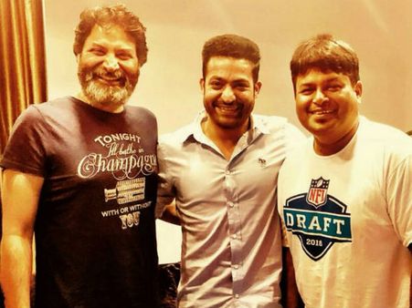 అరవింద సమేత చిత్రంతో సెంచరీ.. దూసుకుపోతున్నాడుగా!