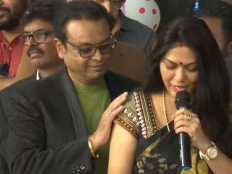 వైరల్ అవుతున్న నటి హేమ వీడియో.. దారుణంగా ట్రోలింగ్, నరేష్ చేయి వేసి!