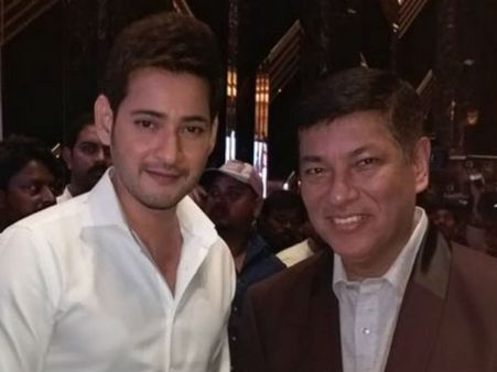 మహేష్ బాబు మల్టీప్లెక్స్ ఇంద్రలోకమే: తరణ్ ఆదర్శ్ ఫిదా (ఫోటోస్)