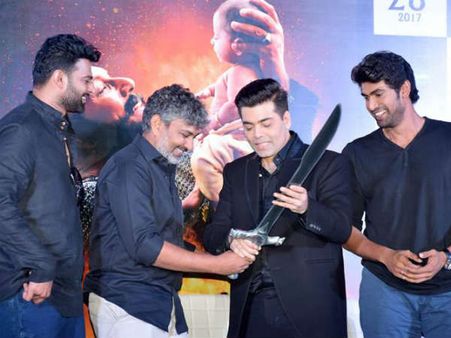 ప్రభాస్, రానా, రాజమౌళి అంతా ఒక్క చోట చేరి రచ్చ.. ఆ రోజు ఫ్యాన్స్‌కు పండగే!