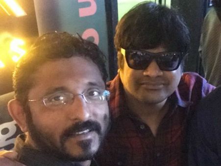 ఫాంహౌస్‌లో ఉన్నారో ఫాంలో ఉన్నారో తేల్చి చెప్పిన జనం: దర్శకుడి సంచలనం