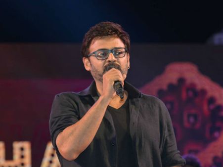 మా పెళ్లాలు రాలేదనే ఫ్రస్టేషన్లో ఉన్నాం: ‘ఎఫ్ 2’ ఆడియో వేడుకలో వెంకటేష్