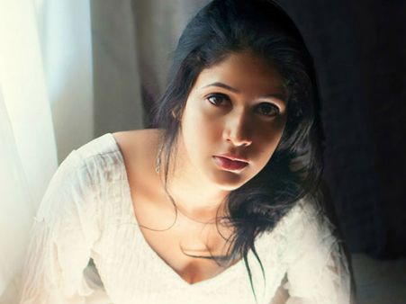 మా నాన్న లాంటి వాడిని చూశాను.. అంతరిక్షంలో లావణ్య త్రిపాఠి పాత్ర ఇదే!