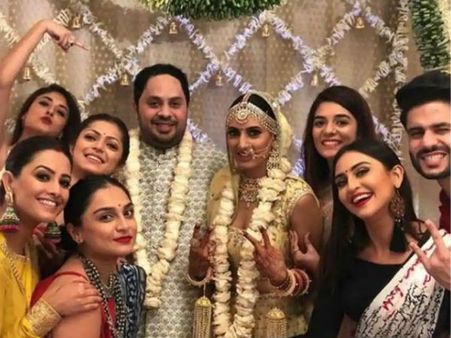 వ్యాపారవేత్తను పెళ్లాడిన టీవీ హీరోయిన్! (ఫోటోస్)