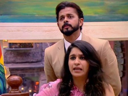 ఆమె వ్యభిచారి.. శ్రీశాంత్ దారుణమైన వ్యాఖ్య, గ్యాంగ్ రేప్ అంటూ రెచ్చిపోయిన ఫ్యాన్!