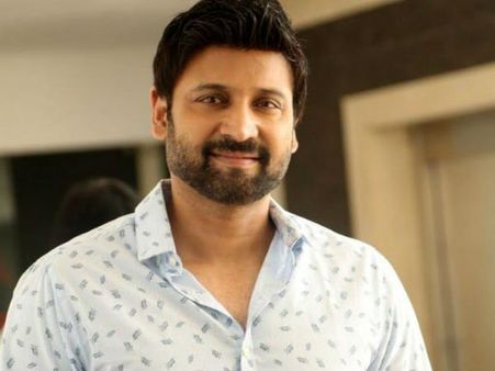 అది కుక్కతో కూడా ఉండొచ్చు, పెళ్లి లేదు సెక్స్ ఎలా?... సుమంత్ రియాక్షన్ ఇదీ!