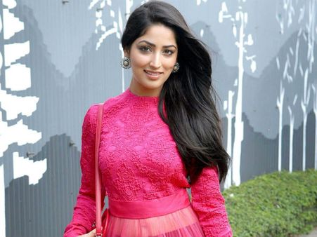 పెళ్ళైన హీరోతో రొమాన్స్, కాపురంలో చిచ్చు.. ఆ మాటెత్తగానే నన్నొదిలేయండి ప్లీజ్ అంటూ!