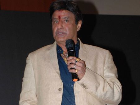 ‘ఎన్టీఆర్-కథానాయకుడు’ పైరసీ అరికట్టాలని బాలయ్య పిలుపు