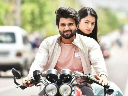 విజయ్ దేవరకొండ కోసం రష్మిక ఇంత త్యాగమా.. ఏం చేస్తోందో తెలుసా!