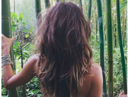 టాప్‌లెస్‌గా మారిన టాప్ హీరోయిన్.. సోషల్ మీడియాలో ఫోటోలు వైరల్