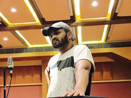 నన్ను ఇన్సల్ట్ చేయొద్దు తమ్ముడు.. దేవుడి వల్లే.. మంచు మనోజ్!