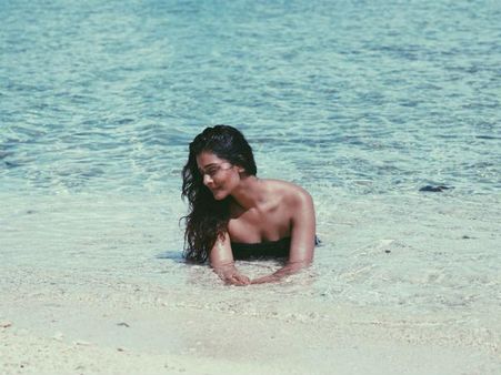 ఫోటోలు: తడి అందాలతో రెచ్చిపోయిన పాయల్ రాజ్‌పుత్.. హాట్ హాట్‌గా!