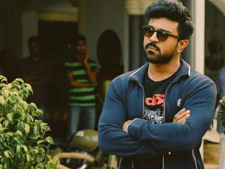 నా దృష్టిలో, ఫాన్స్ దృష్టిలో బాబాయి ఇలాగే ఉంటాడు: రామ్ చరణ్ పోస్ట్ వైరల్