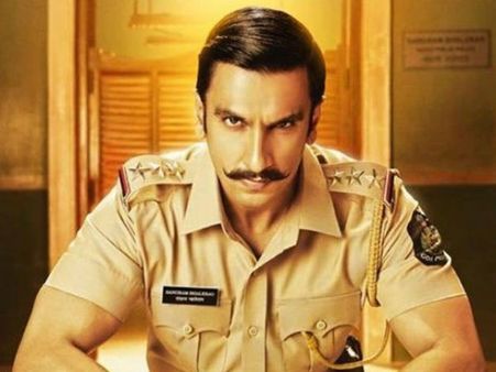 బాలీవుడ్‌లో టెంపర్ రీమేక్ జోరు.. 200 కోట్లపై కన్నేసిన సింబా..