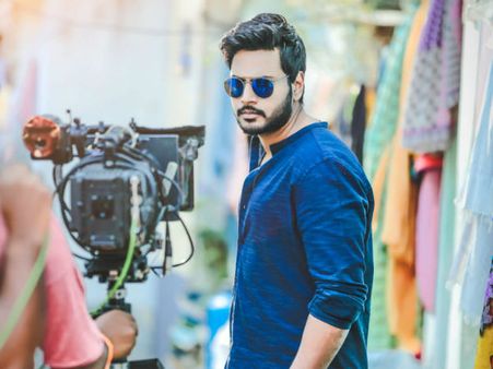 విప‌త్క‌ర పరిస్థితుల్లో సందీప్ కిషన్ అట.. అయినా నిను వీడ‌ని నీడ‌ను నేనే అంటూ!