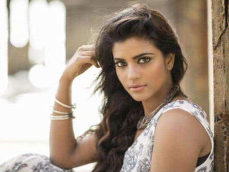 నా ప్రియుడిని స్నేహితురాలే ఎగరేసుకుపోయింది.. రెండు సార్లు లవ్ ఫెయిల్యూర్!