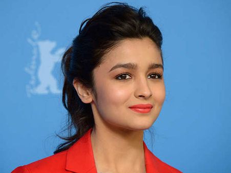 షాకింగ్: తనకు పుట్టబోయే బిడ్డ పేరు వెల్లడించిన అలియా భట్!