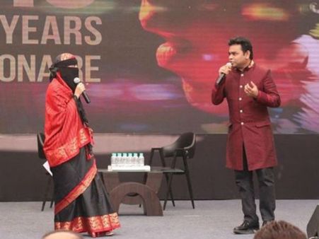 వేదికపై ఏఆర్ రెహమాన్ కూతురు అలా.. ట్రోలింగ్ చేస్తున్న వారికి బుద్ది చెప్పింది!