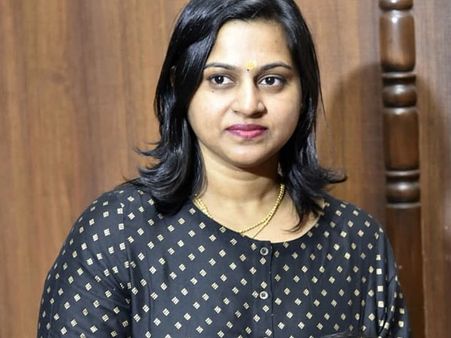 ఆ రాత్రి పెద్ద గొడవ, వదిలేయండని ఏడ్చా, పోలీసులు వచ్చారు: కౌశల్ భార్య నీలిమ