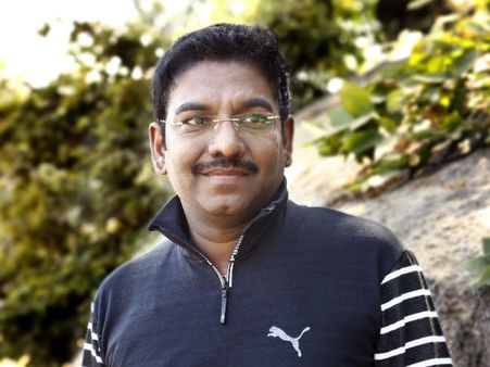 'యమ్‌6' చిత్రం అందర్నీ అలరిస్తుంది.. ఫిబ్రవరి 8న రిలీజ్