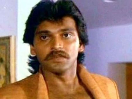 ప్రముఖ నటుడి మృతి: కుళ్లిపోయిన స్థితిలో శవమై తేలాడు.. ఏం జరిగింది?