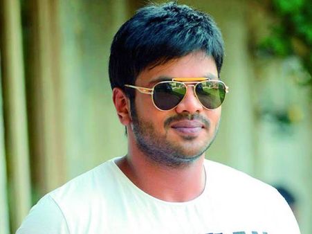 మంచు మనోజ్ ఒక కులపిచ్చి ఇడియట్.. ఎలా నోరు మూయించాడో తెలుసా!