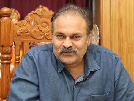 పవన్ కళ్యాణ్-శ్రీరెడ్డి ఇష్యూను గుర్తు చేస్తూ... నాగబాబు కౌంటర్!