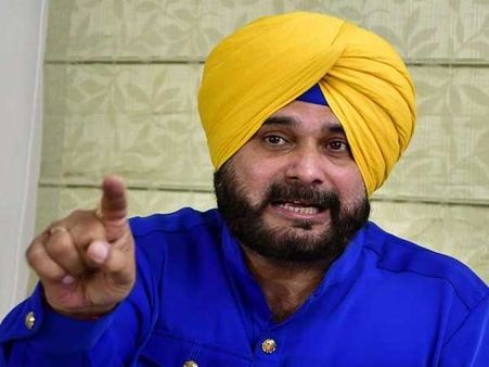 సిద్ధూపై నిషేధం.. క్రికెటర్‌కు చేదు అనుభవం.. వివాదాస్పద వ్యాఖ్యలపై నిరసనలు