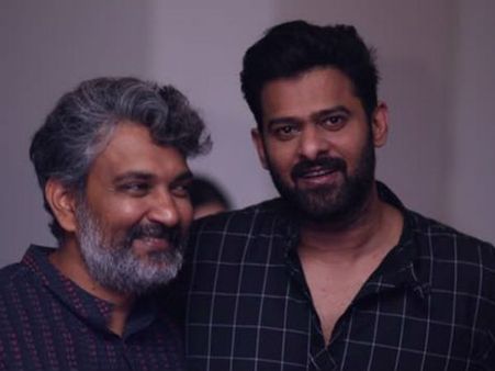 ప్రభాస్‌పై ‘ఆర్ఆర్ఆర్’ రూమర్... నిజంగా రాజమౌళి ఆ నిర్ణయం తీసుకున్నాడా?