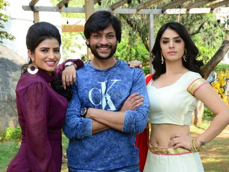 రొమాన్స్‌తో యూత్ పొరపాట్లు.. భవిష్యత్‌పై ప్రభావం ఎలా ఉంటుందో..