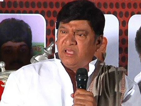 పోస్టర్ మీద పేడ వేశారు, డాష్ డాష్ అని తిడుతూ ఎన్టీ రామారావు ఆ రోజు..