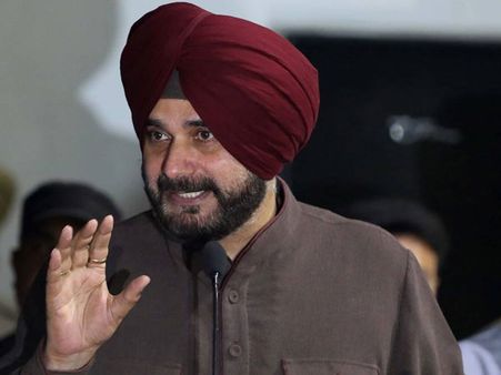 సిద్దూపై ‘పుల్వామా’ దెబ్బ.. కామెడీ షో నుంచి ట్రాజెడీకి.. నెటిజన్ల ఆగ్రహంతో..