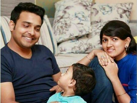 గెటప్ శ్రీను గుట్టు విప్పిన భార్య.. అర్ధరాత్రి కలలో మరొకరికి ప్రపోజ్.. ఇంతకీ ఎవరంటే