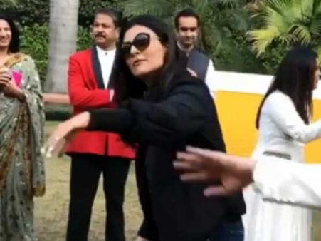 పెళ్లి వేడుక: మేనల్లుడితో కలిసి డాన్స్ చేసిన సుష్మితా సేన్!