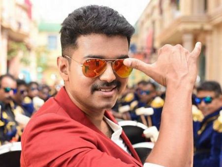 100 మంది పిల్లలతో స్టార్ హీరో ఇంట్రడక్షన్.. కేక పెట్టించబోతున్నారు!