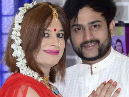 లింగ మార్పిడితో స్త్రీగా మారాను, మా పెళ్లి చెల్లుతుంది.. నటి విడాకుల పోరాటం!