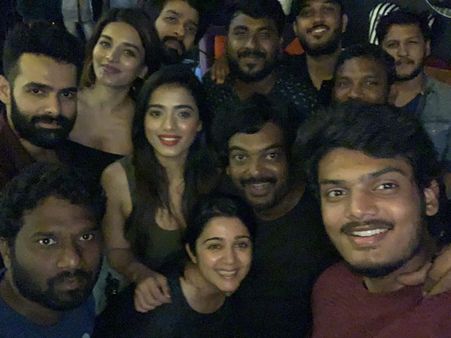 గోవాలో పార్టీ చేసుకున్న ‘ఇస్మార్ట్ శంకర్’ మూవీ టీమ్